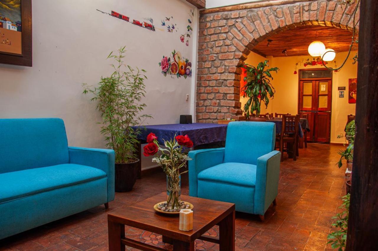 Casa De Las Rosas กูเอ็งกา ภายนอก รูปภาพ