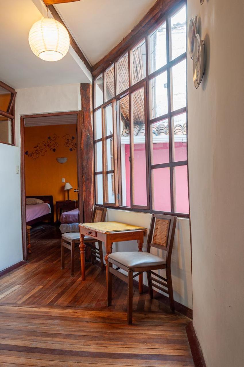 Casa De Las Rosas กูเอ็งกา ภายนอก รูปภาพ