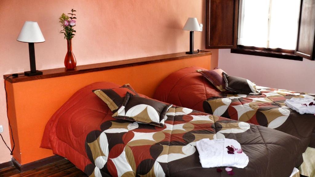 Casa De Las Rosas กูเอ็งกา ภายนอก รูปภาพ