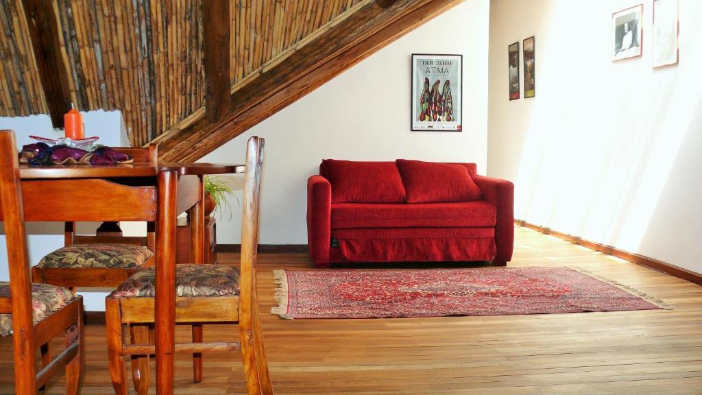 Casa De Las Rosas กูเอ็งกา ภายนอก รูปภาพ